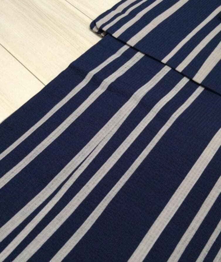 お任せ白帯つき◆■最高級しじら織浴衣 波縞紺■反物染め抜きの抜染■