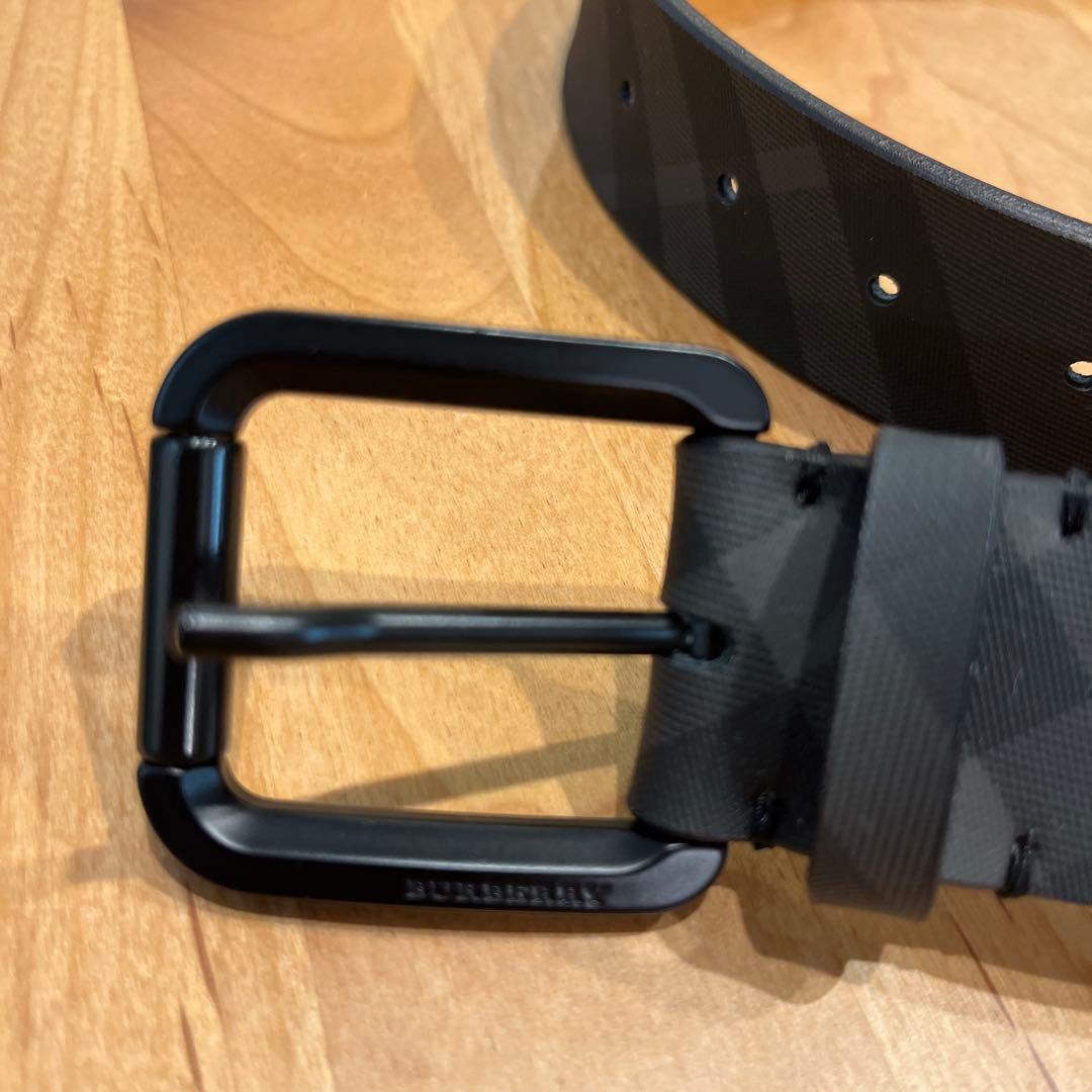 Burberry ブラック チェック柄 ベルト
