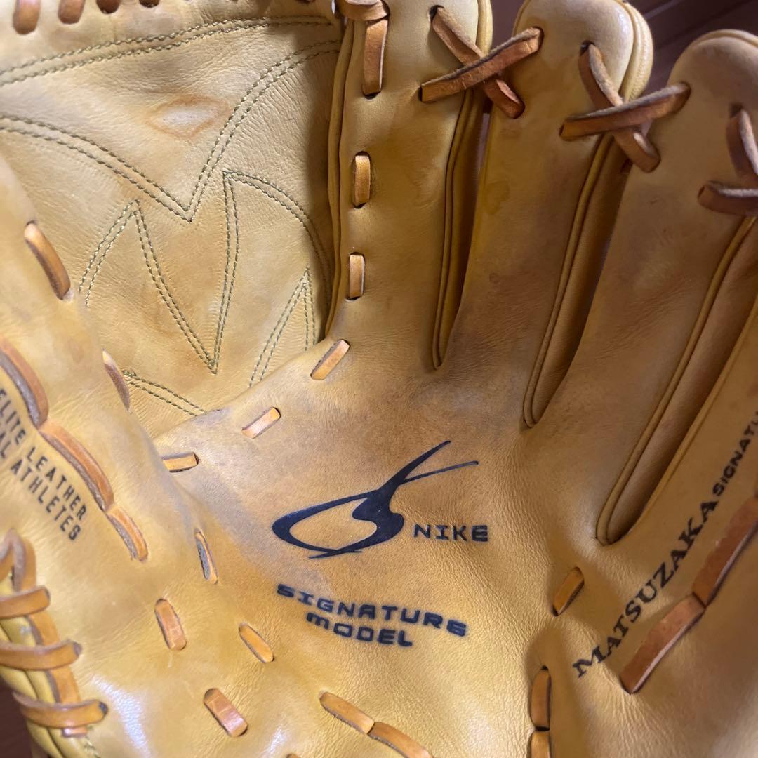 ナイキグローブ　松坂大輔モデル　一般軟式