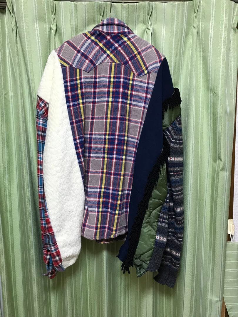 うみ　トモキユリタ　リメイクトップス