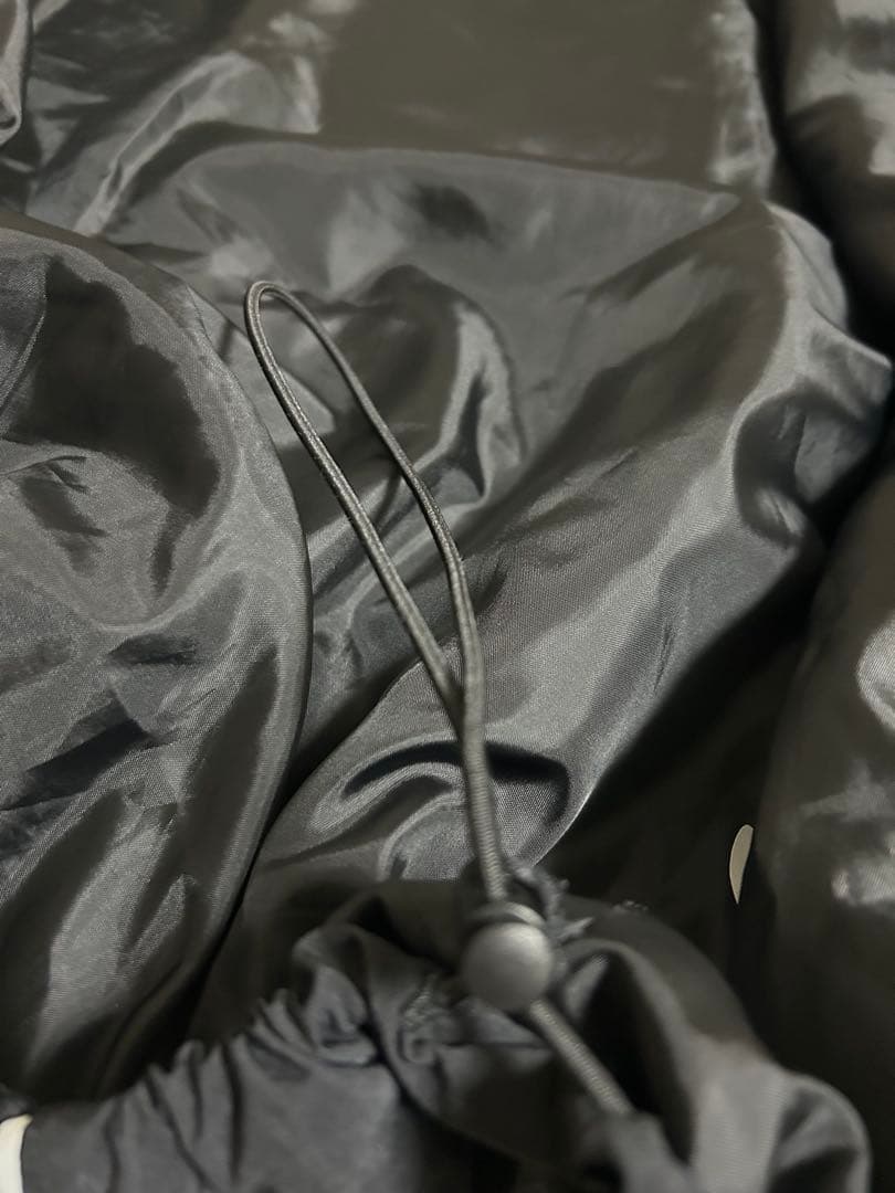 UMBRO ナイロンジャケット ブラック 短丈 値下げしました！