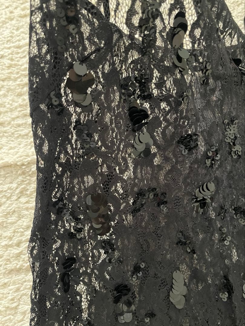 sara mallika スパンコールキャミワンピース