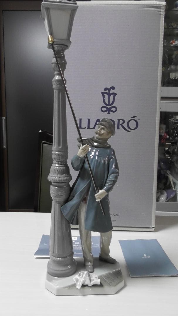 LLADRO　リヤドロ　【ガス灯】４　48cm特大箱付　陶器　リアドロ　Ｌ508