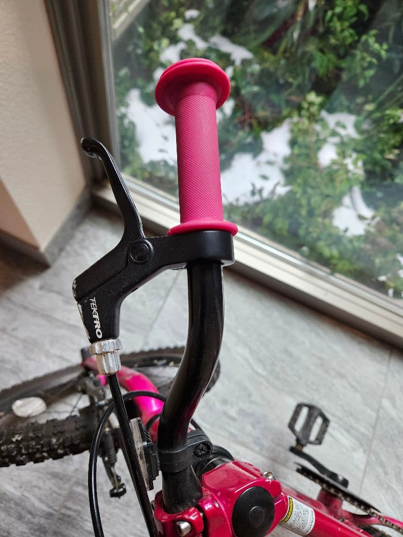 18インチ　ヨツバサイクル　屋内保管