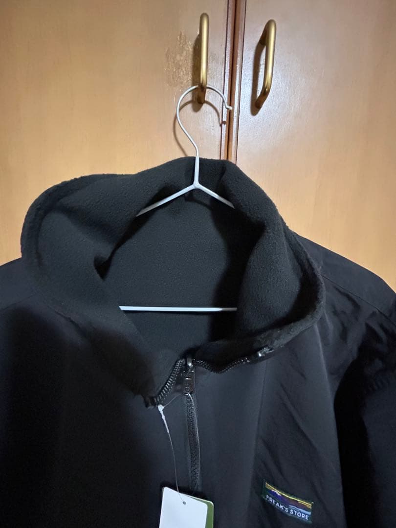 マウンテンパーカー 裏フリース　リバーシブル ブルゾン ブラック　フリーサイズ