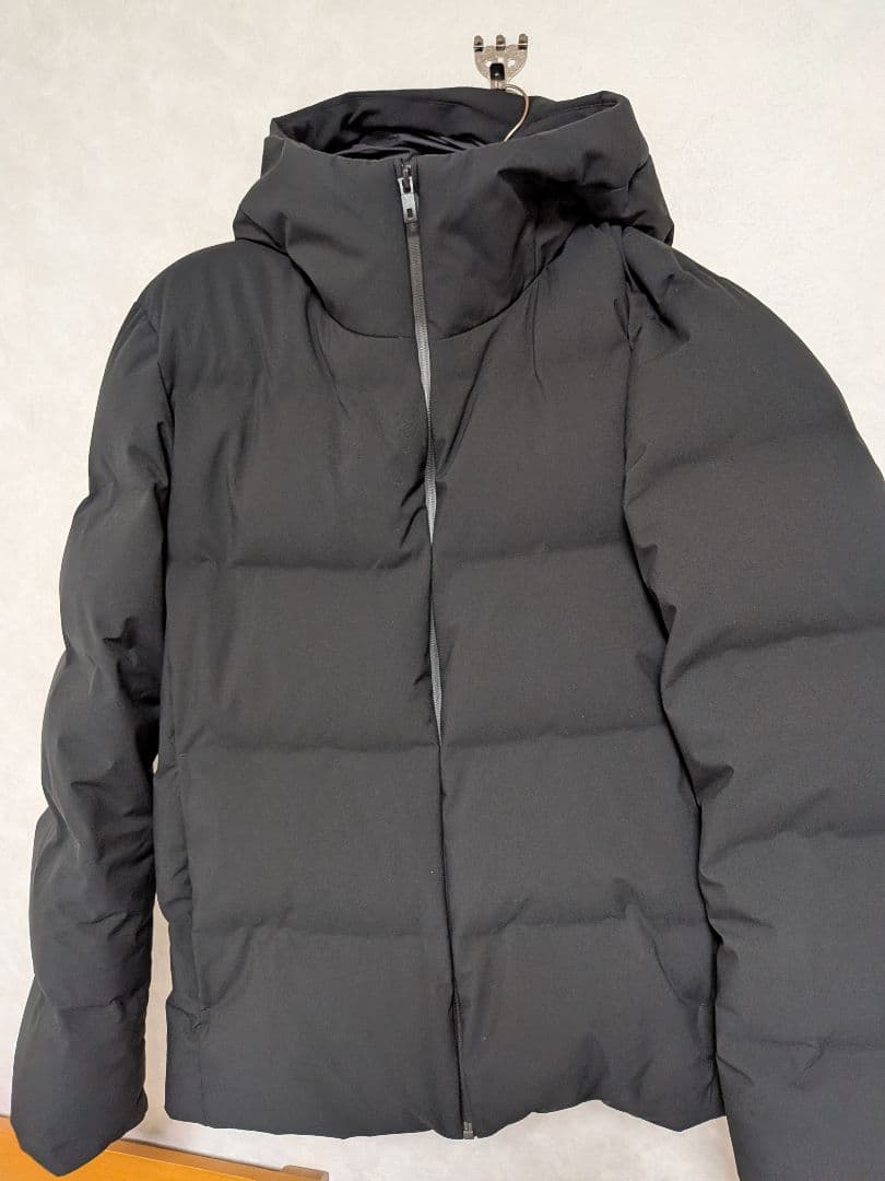 UNIQLO ブラック ダウンジャケット L