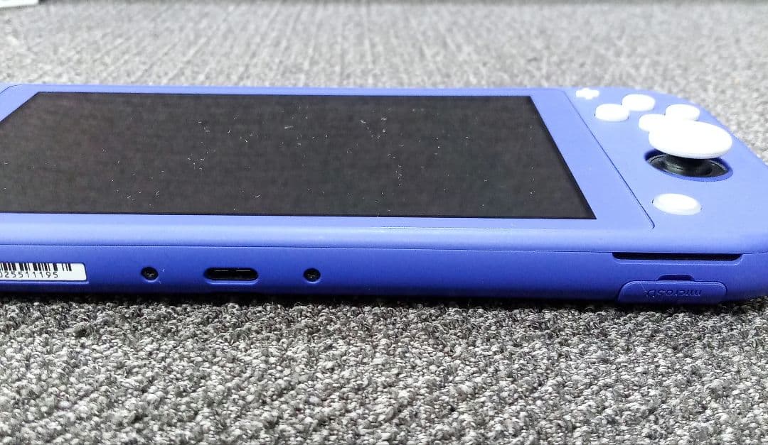 Nintendo　Switch Lite　スイッチライト　HDH-001