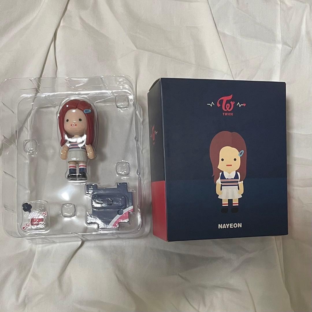 TWICE FIGURE (SIGNAL)ナヨン♡レア  ¥5555