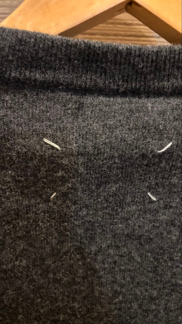 マルジェラ　グレー　クルーネック 長袖ニットセーター