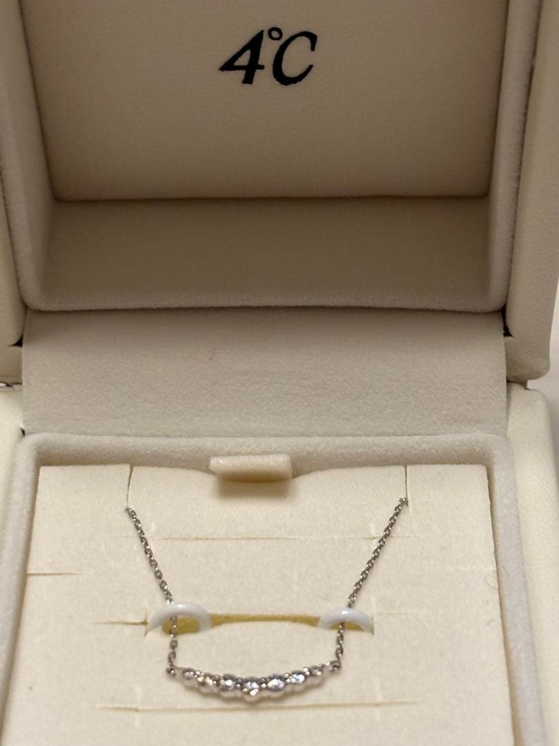 ち*こ様 4℃ : K10ホワイトゴールドネックレス