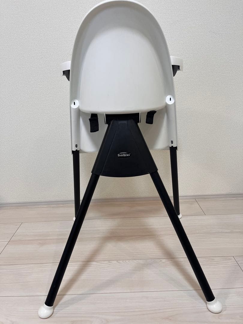 BABY BJORN ハイチェア ホワイト　ベルト付き