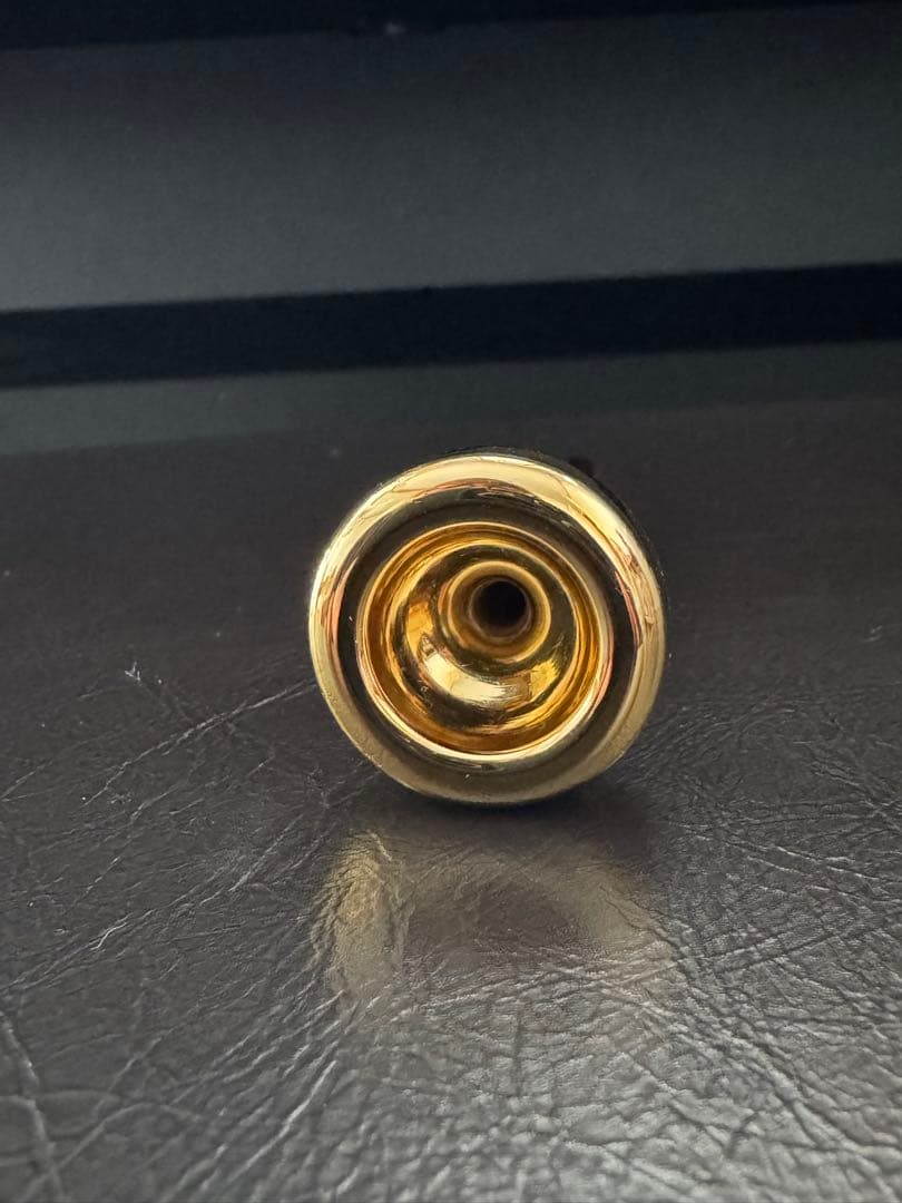 Tilz トランペットマウスピース 1 1/2c ゴールド