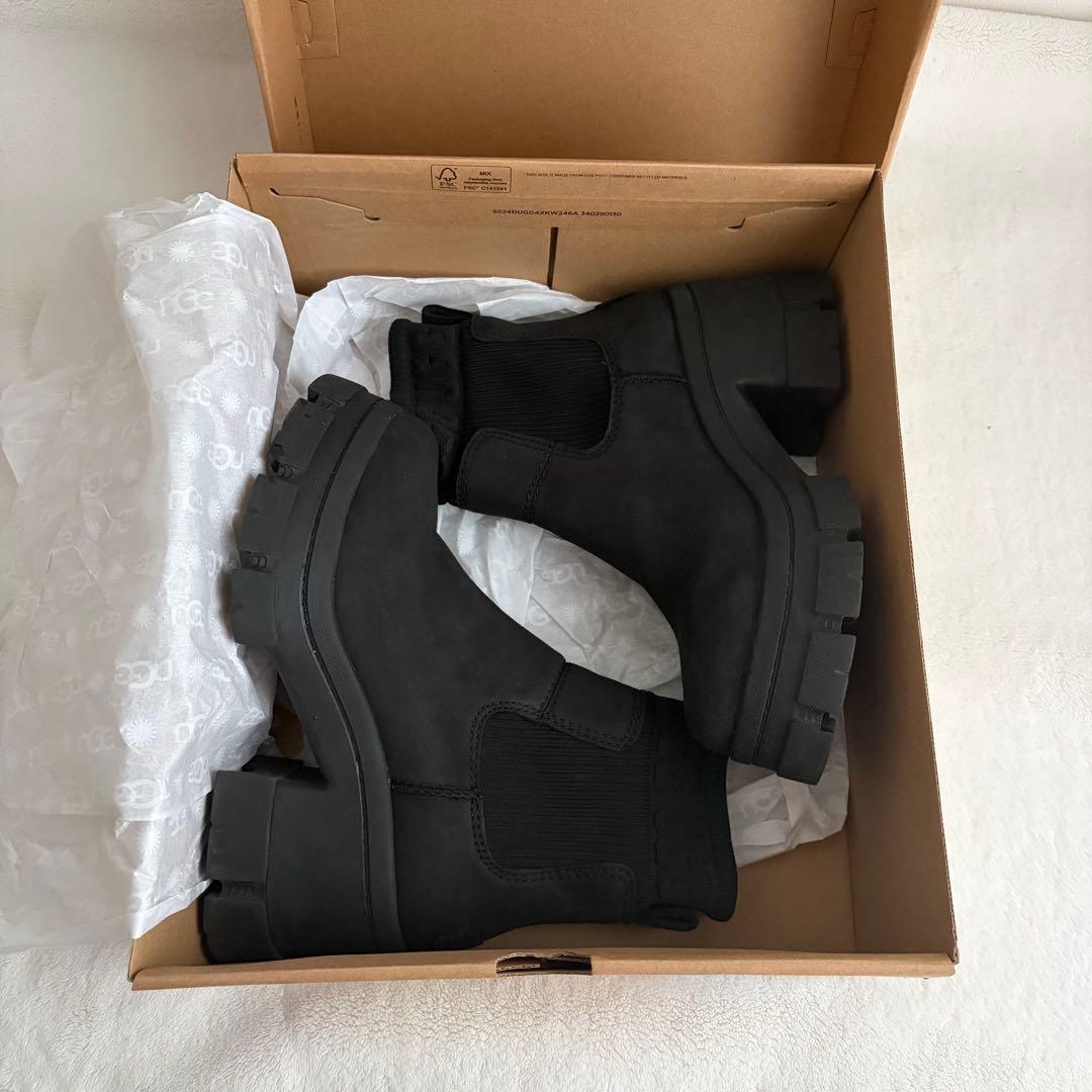 UGG【ブルックリンチェルシー】23.5㌢ ブラック US6