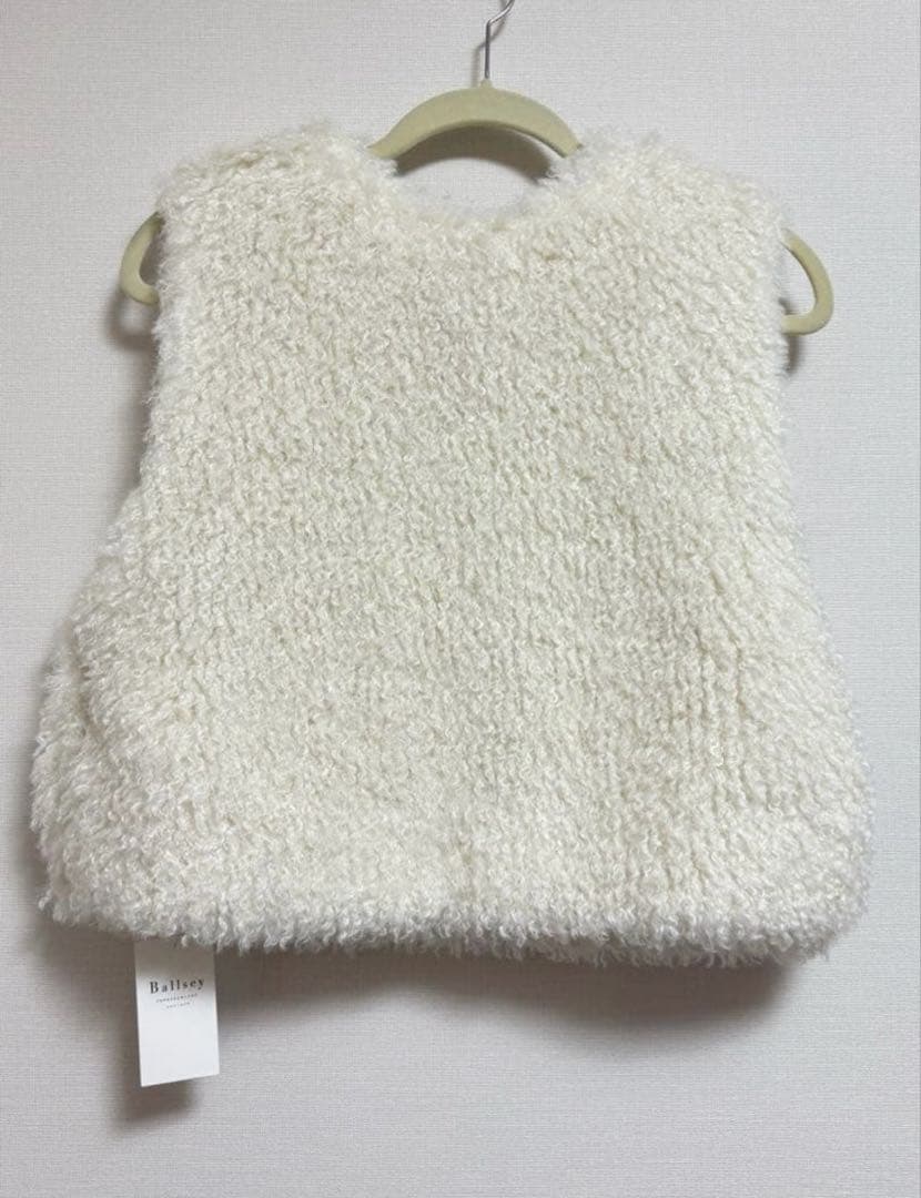 Ballsey プードルファー Vネックベスト