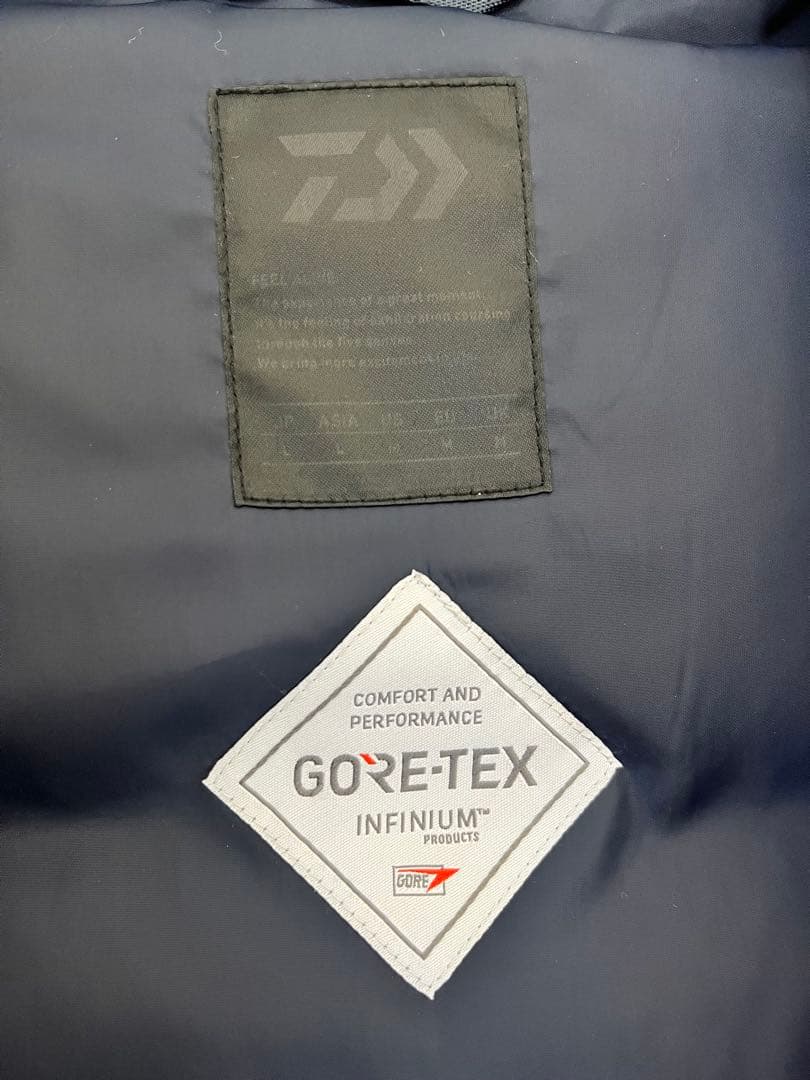 最終価格値下げ不可　DAIWA PIER39 FIELD DOWN VEST L