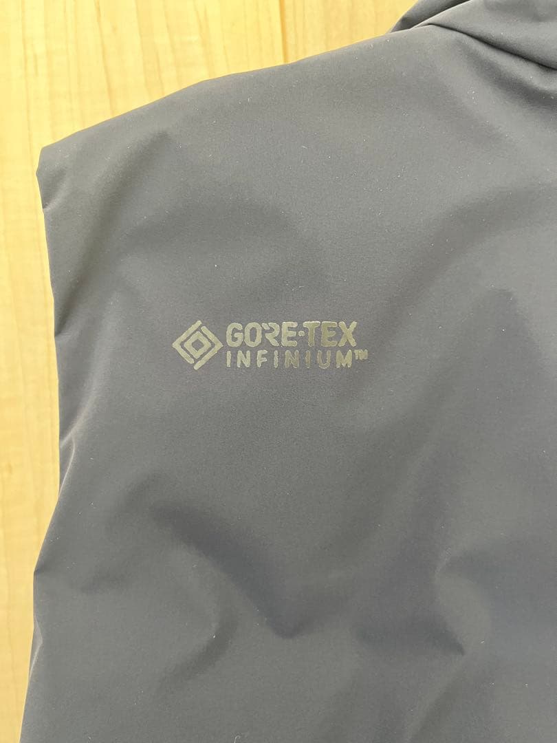 最終価格値下げ不可　DAIWA PIER39 FIELD DOWN VEST L