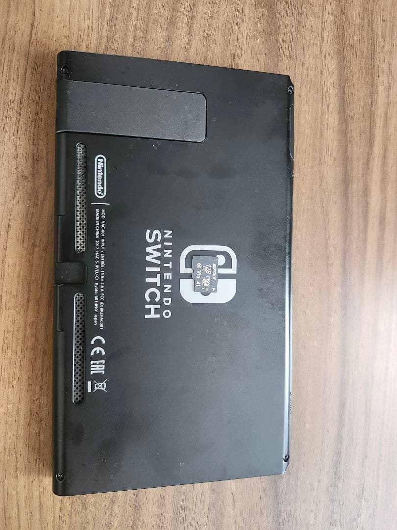 Nintendo Switch 本体 Joy-Con、128GB SDカード付き