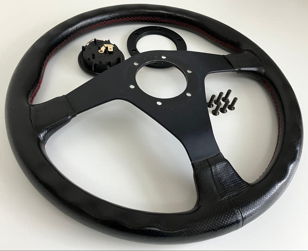 NARDI ナルディ ガラ ステアリング345mmFET/ホーンボタン/MOMO