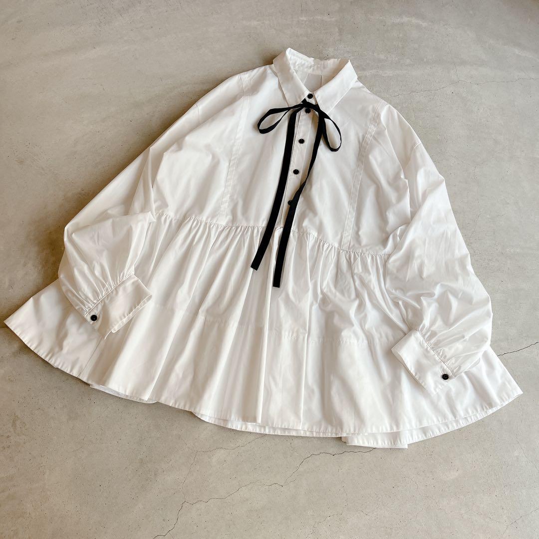 美品✦ฺCADUNE カデュネ　ボウ付きシャツチュニック　ホワイトブラック　洗える