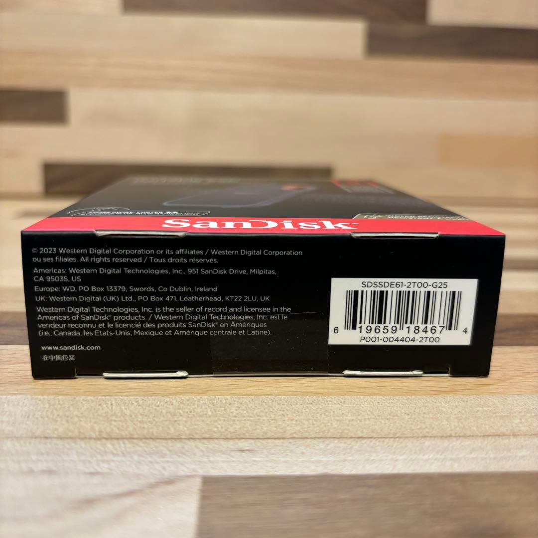 New 2テラ 外付けSSD