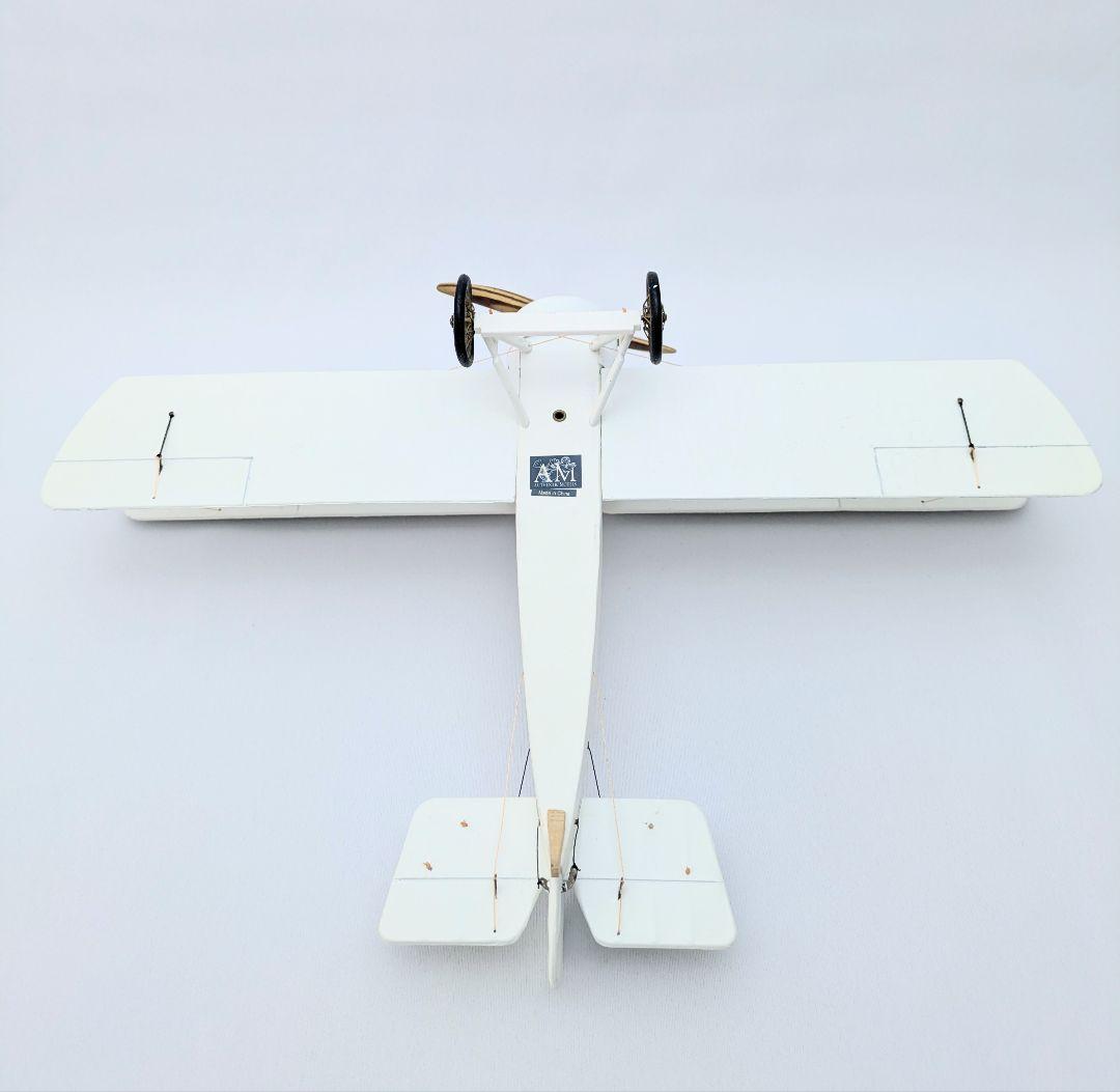 authentic models　オーセンティックモデルズ　白い複葉機