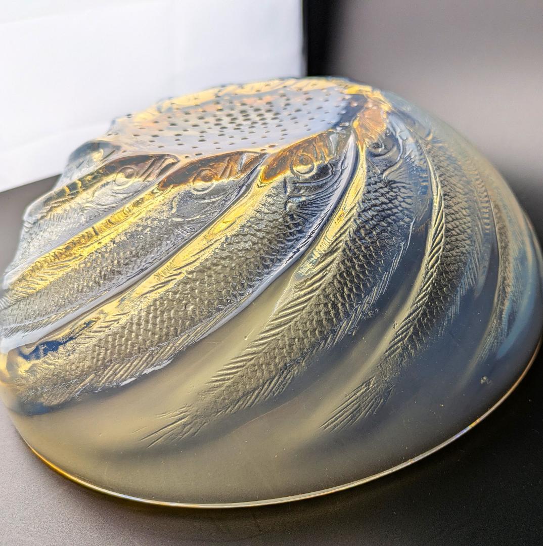 マッチーさま　深淵なるオパルセント ラリック本人作品 ポワソン 大鉢24cm 魚