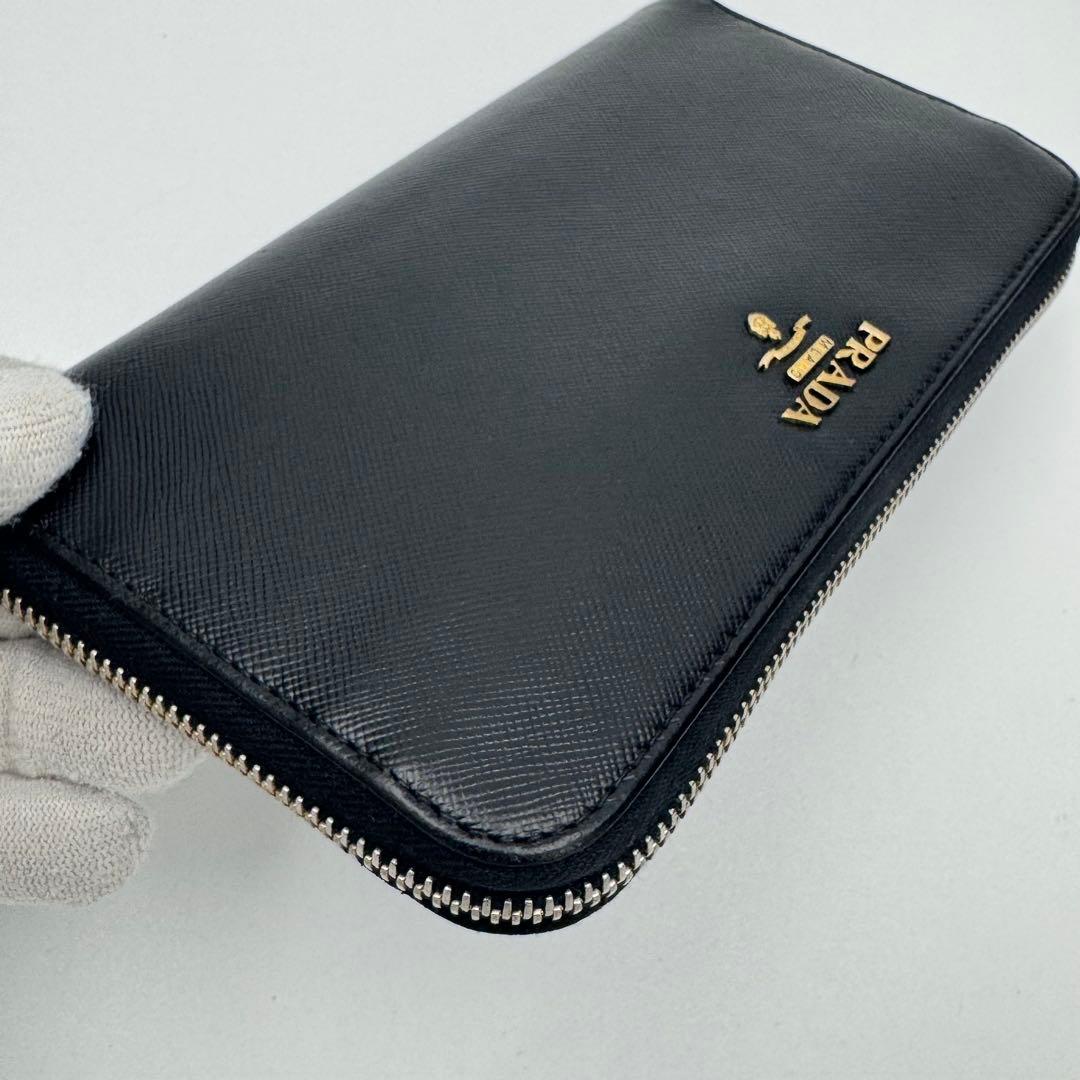 PRADA プラダ サフィアーノレザー ラウンドジップ 長財布 ウォレット 黒