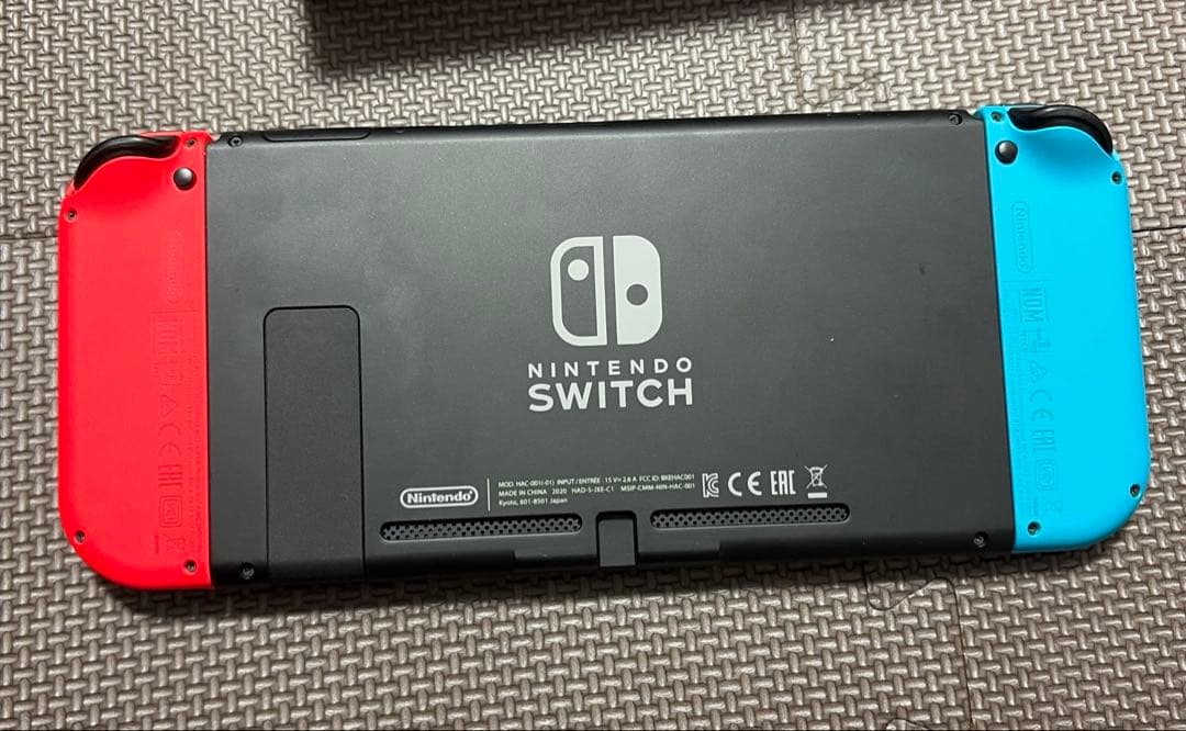 Nintendo Switch 本体 青/赤 付属品付き　箱あり