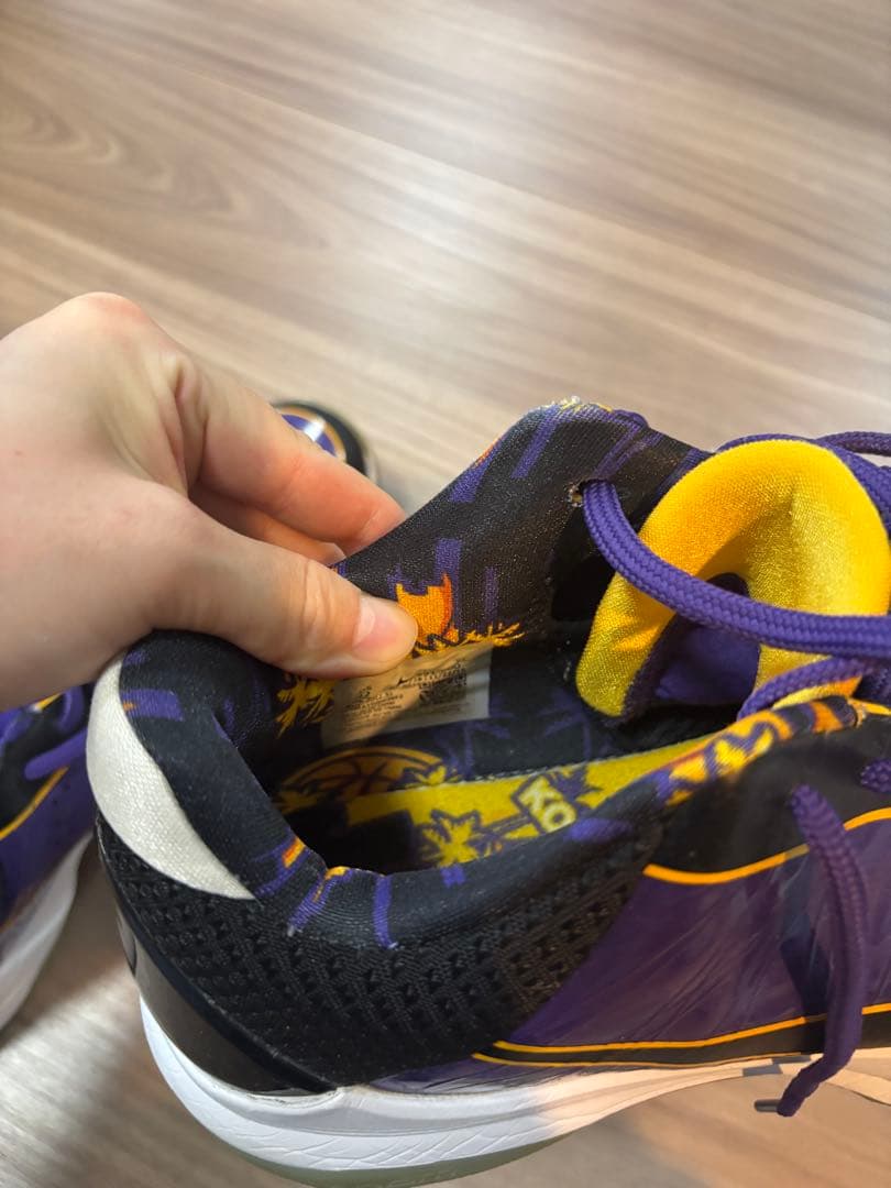 コービー・ブライアント バスケットシューズ 紫/黒