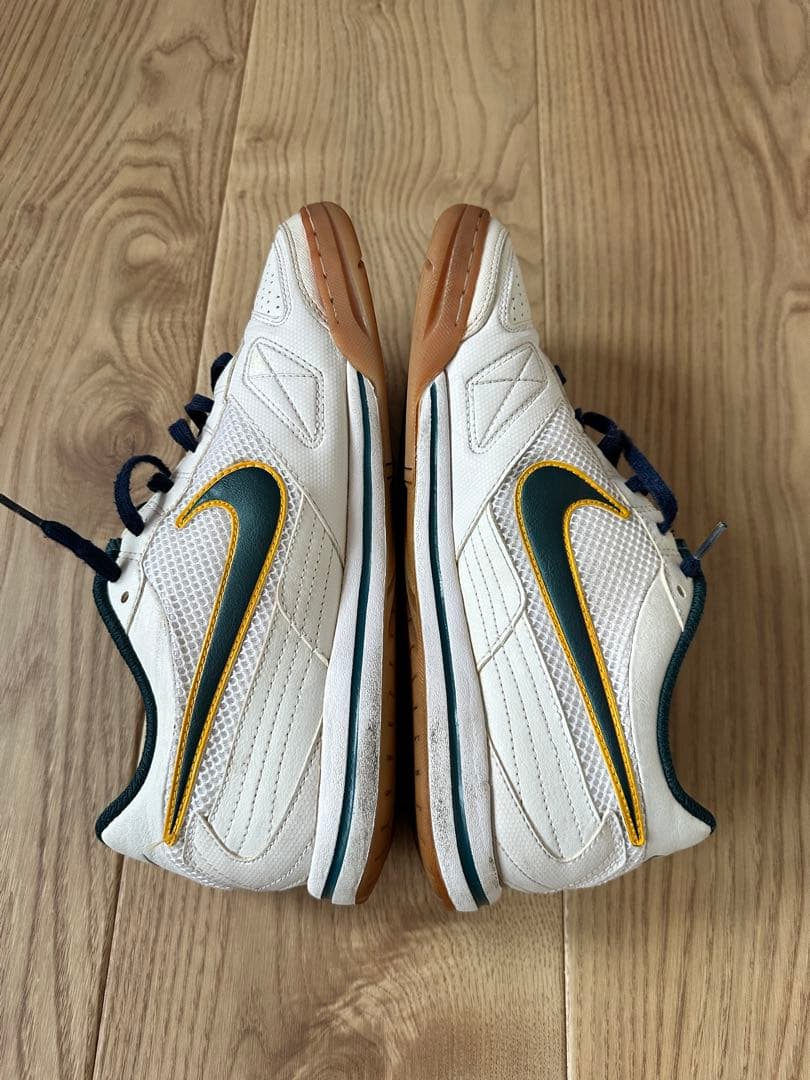 NIKE ナイキ エア ガト(ホワイト)