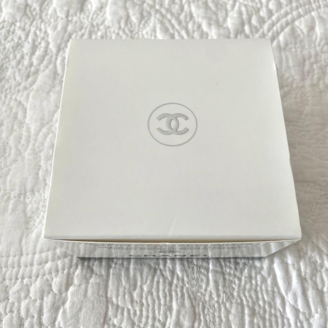【新品未使用】ボディエクセレンス ファーミング クリーム　CHANEL シャネル