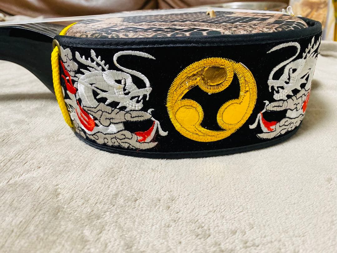 ヘビの皮模様 三線 3弦