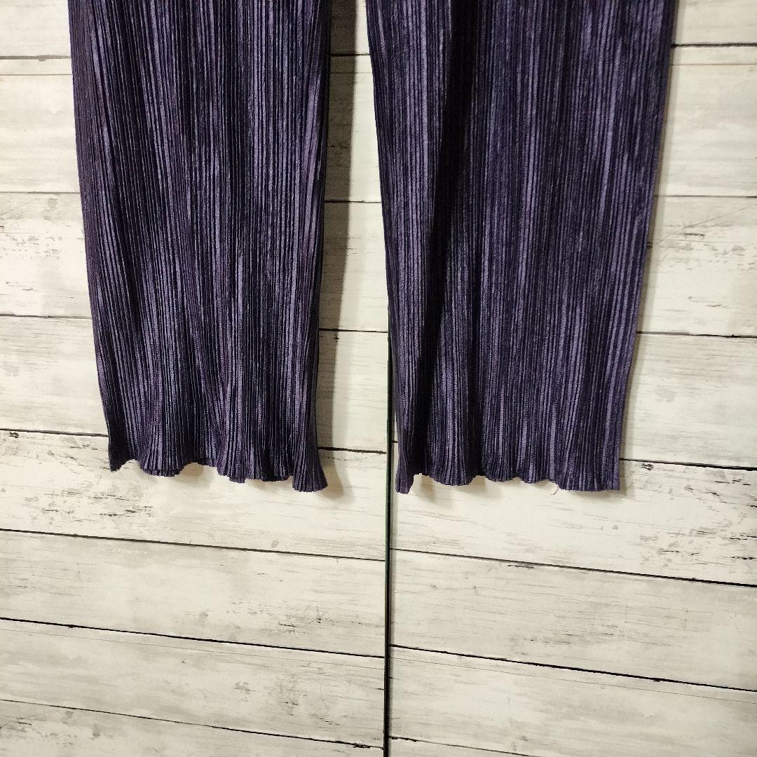 プリーツプリーズ イッセイミヤケ ストレートパンツ ネイビー 光沢