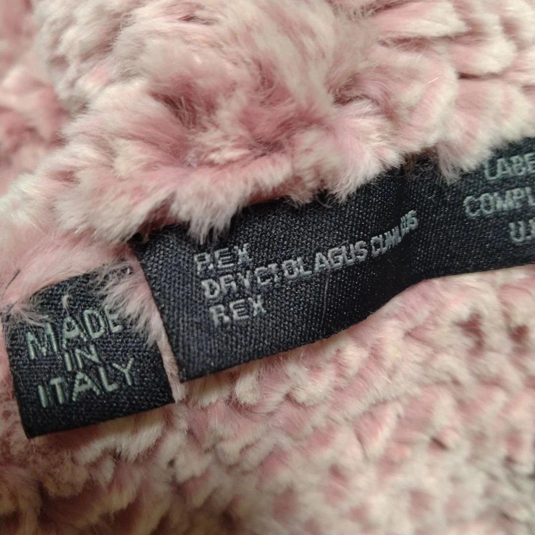 新品同様使用感無し✩イタリア製✩レッキス✩ピンク✩被り✩アウター✩前ポケット有り