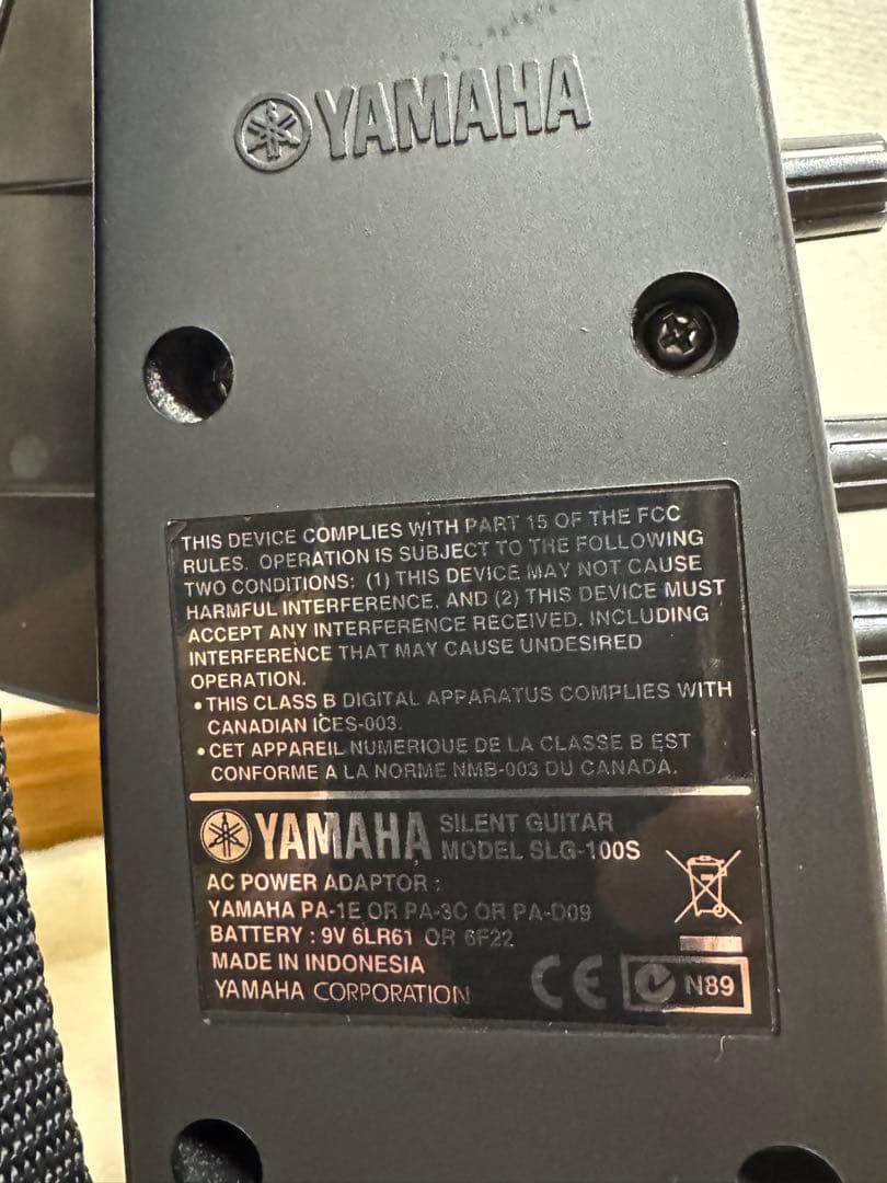 ギター YAMAHA SLG100S