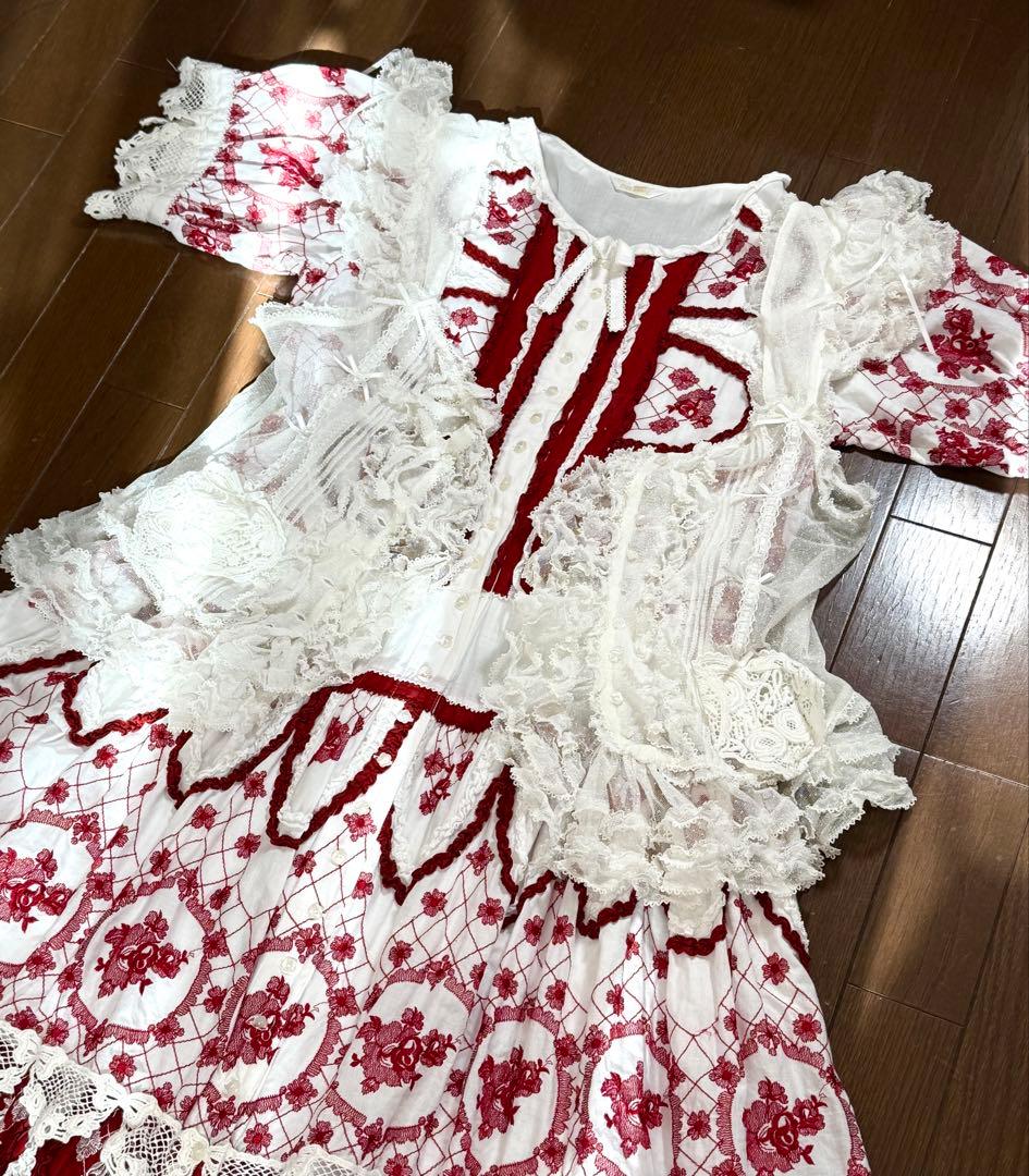 ス*ラ様 ピンクハウス♡ハートワッペン付き♡チュールレースのキャミソール