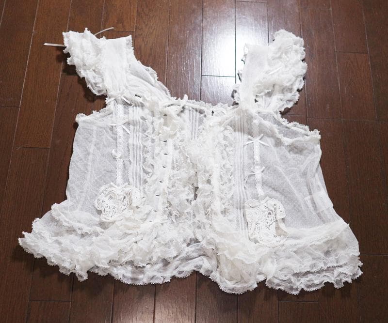 ス*ラ様 ピンクハウス♡ハートワッペン付き♡チュールレースのキャミソール