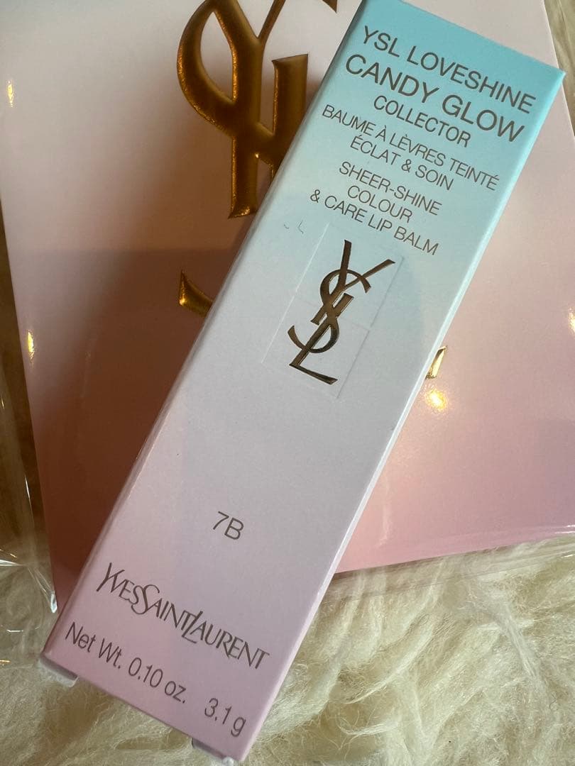 イブサンローランバレンタイン限定リップとハート型ポーチ