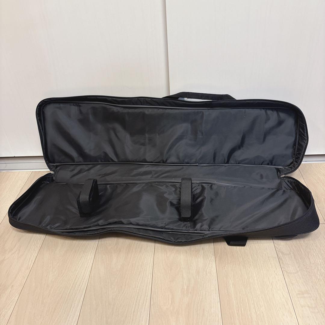 【送料込】 【美品】沖縄三線 人工皮張り 高級三線 【専用ケース付】