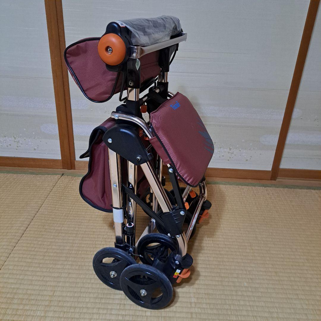 シルバーカー 赤