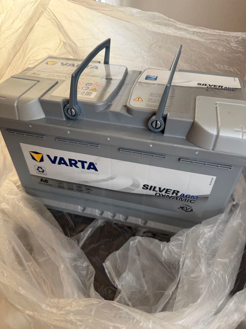 VARTA A6 12V 80Ah バッテリー