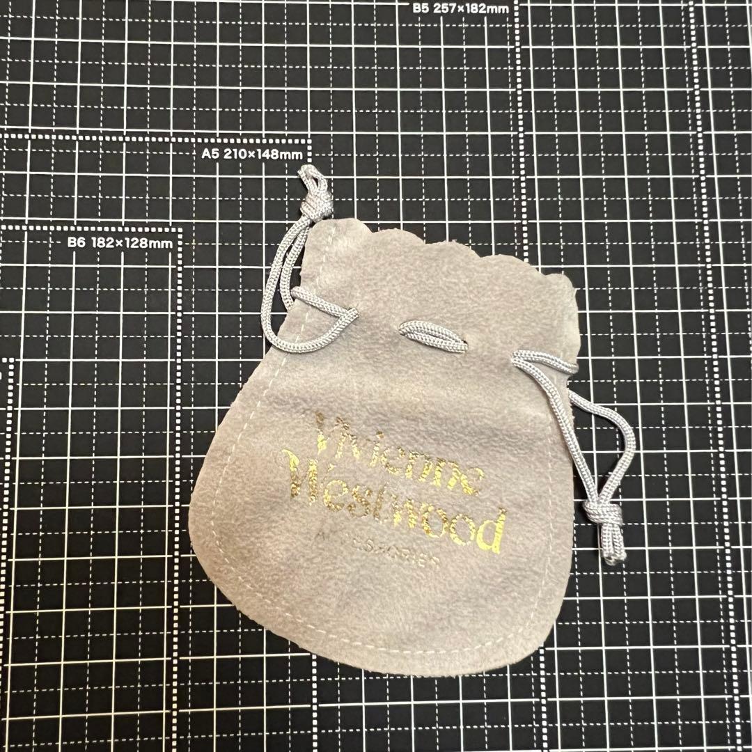 Vivienne Westwood ソリッドオーブピアス シルバー色 新品 片方