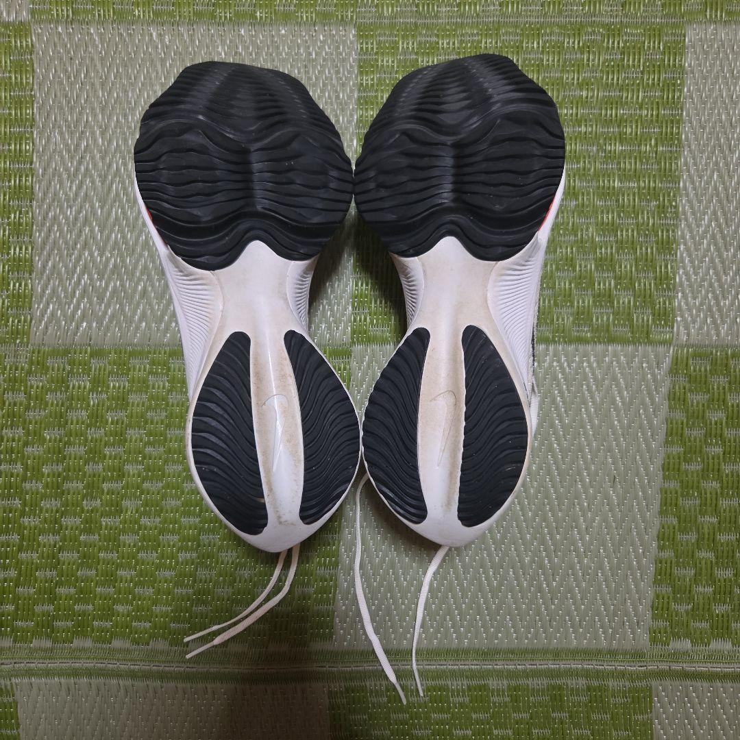 【販売終了モデル】ナイキ エア ズーム テンポ ネクスト％ フライニット