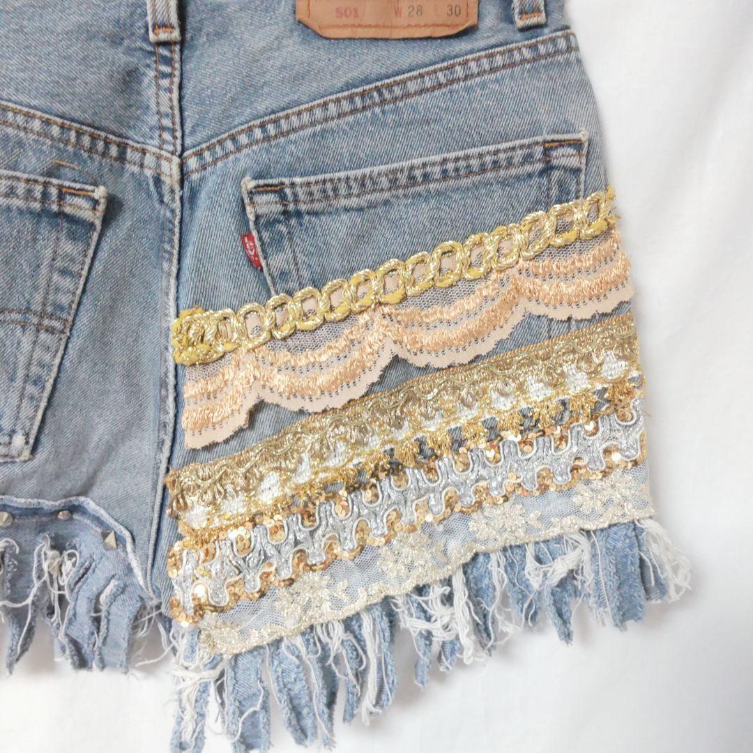 美品✨リメイクデニム LEVI’S ショートパンツ