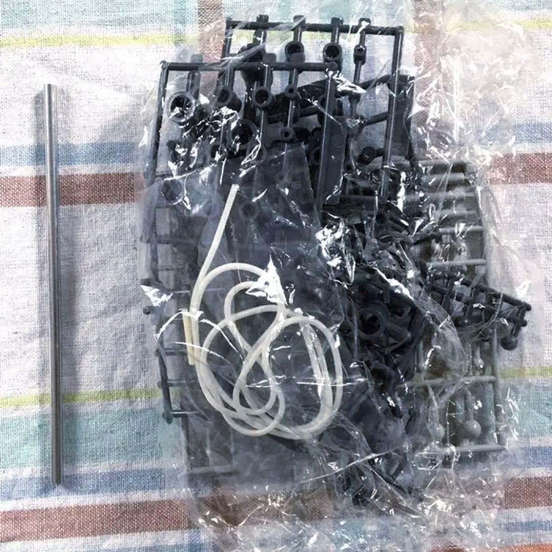 B-Club 1/100 ジオング ガレージキット 未組立品 バンダイ