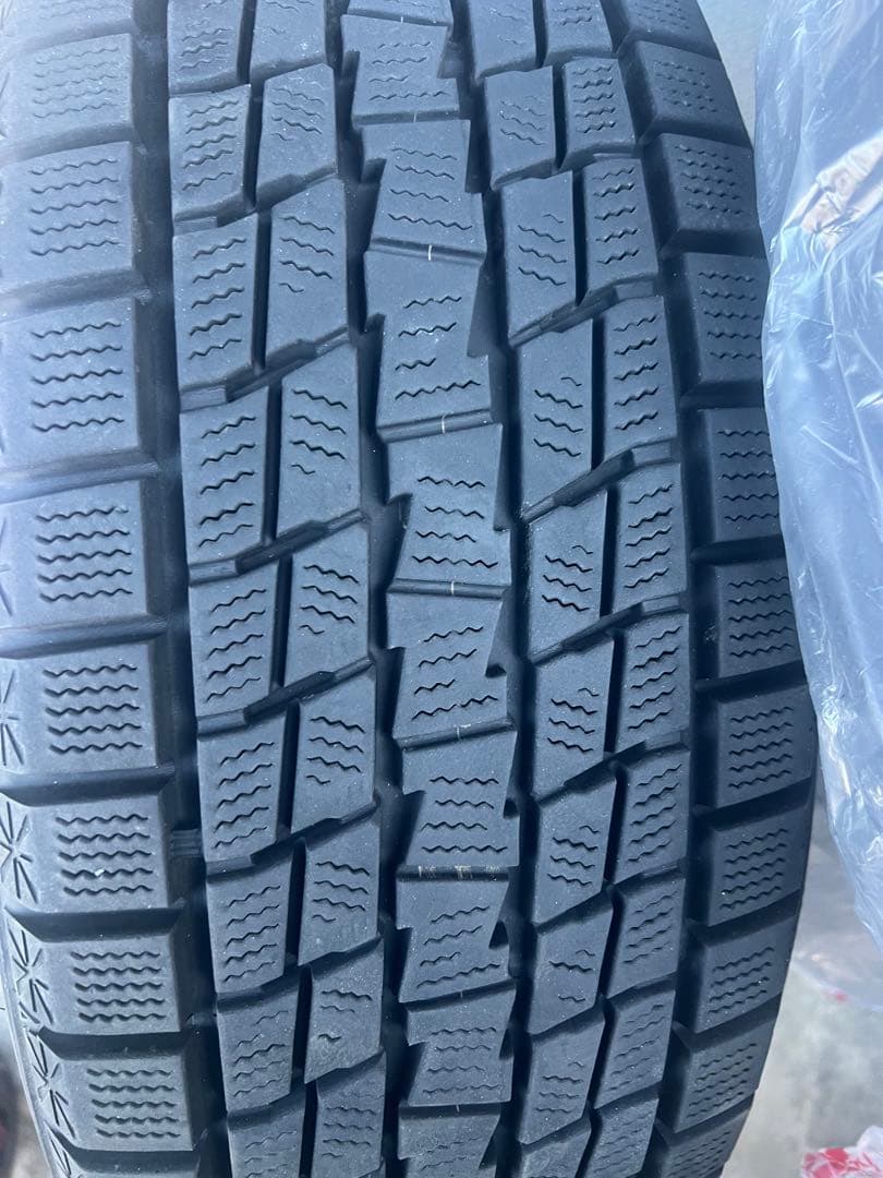 アルミホイール　215/50R18 ４本セット