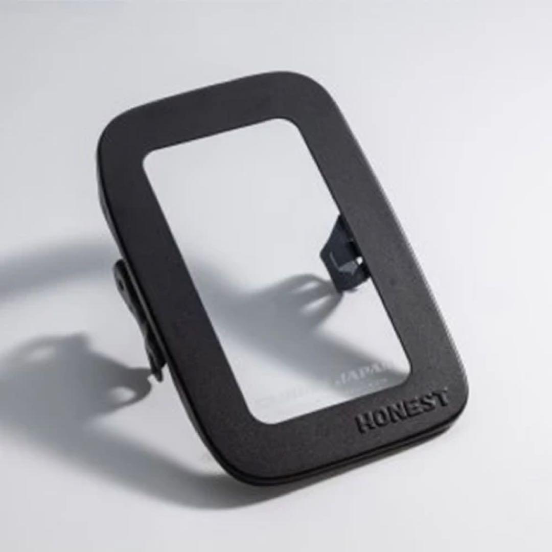 ハイエース　HONEST 給油口ガラスリッド