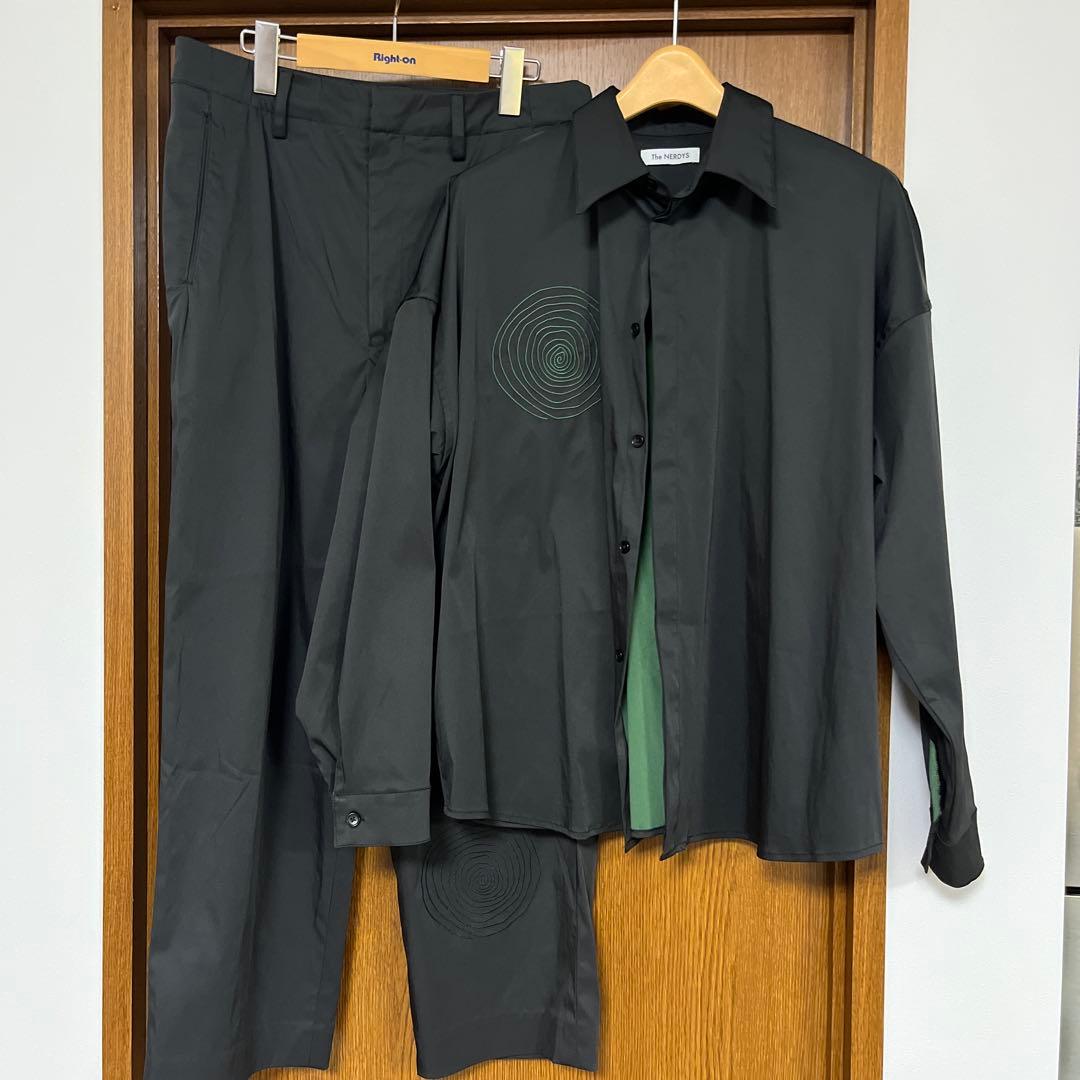 ナーディーズ【NERDYS】セットアップ　グルグル　着用２回　超美品