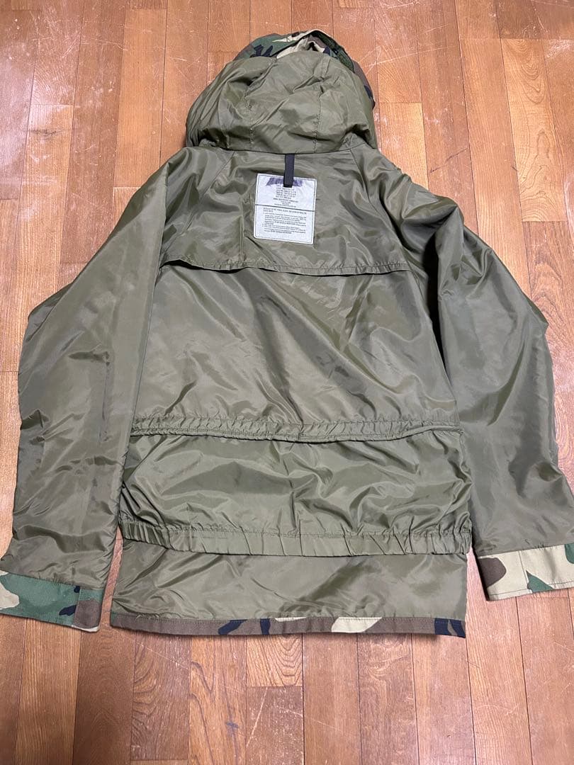 美品90sビンテージECWCS米軍ゴアテックス パーカー軍物ジャケット S-R