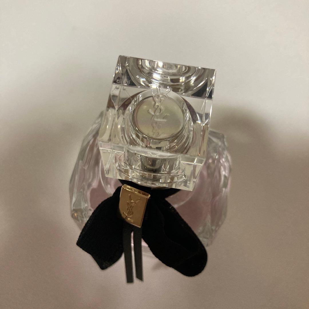 Yves Saint Laurent モンパリ　香水